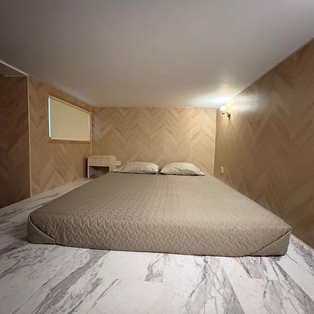 Cat Garden Premium Apartments Riga Exterior photo